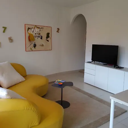 Greta 29 Apartament *